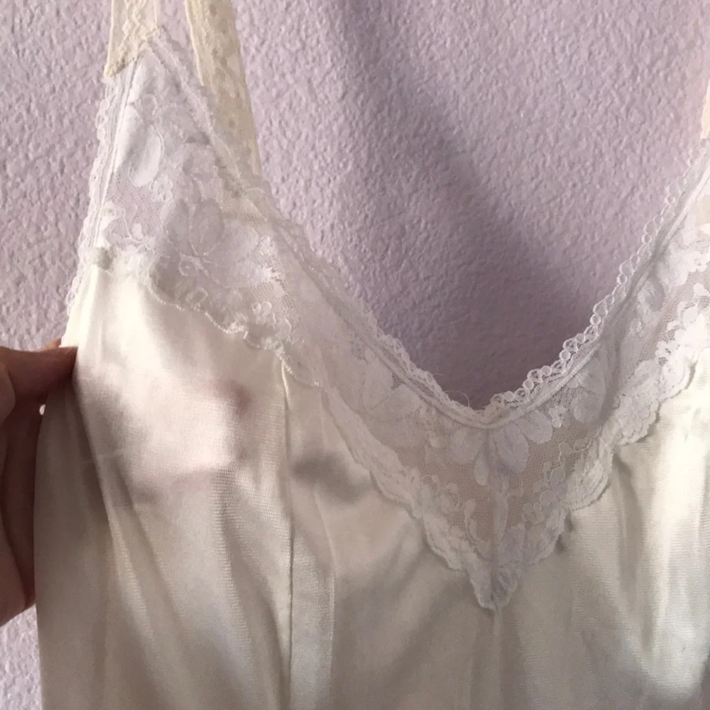 Vintage white slip - Picture 5 of 9